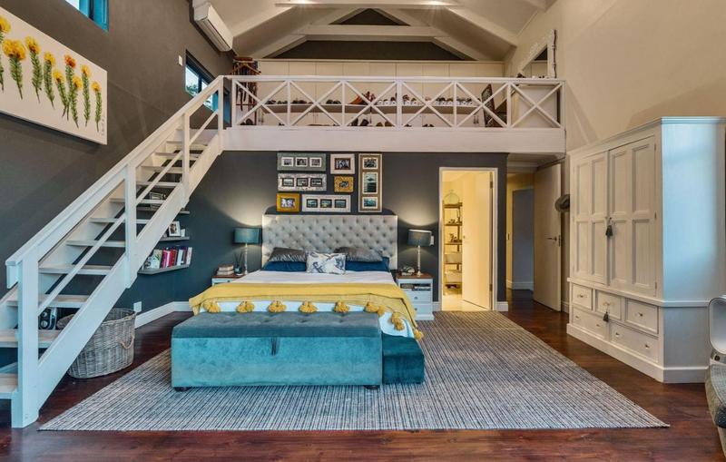 5 Bedroom Property for Sale in Hout Bay Western Cape